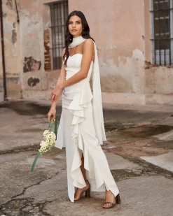Miphai Macarena Novia